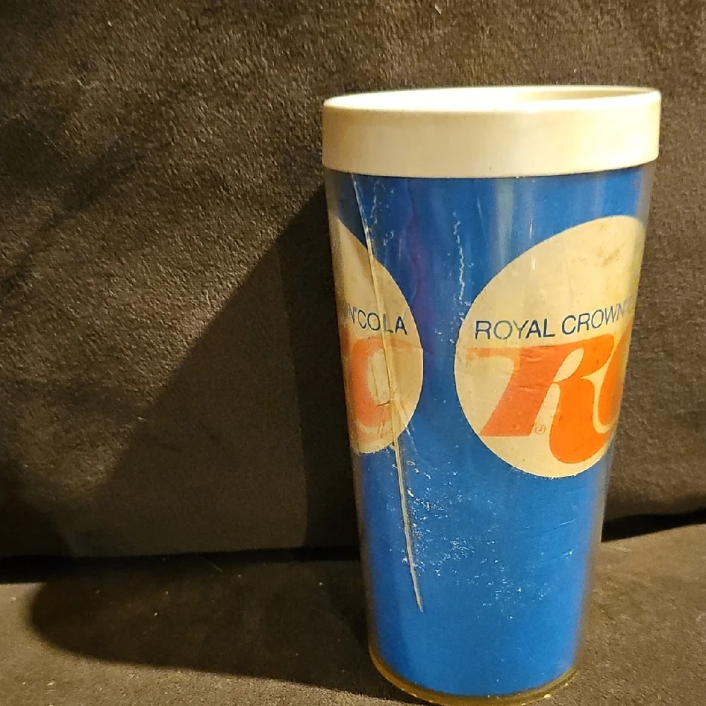 2 VINTAGE RETRO 7 UP Butterfly RC Cola Tumblers 60s Thermo Serv Kitchen RARE Cup